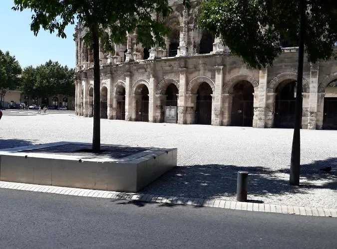 Daire 5 Minutes Des Arenes, Parking Gratuit, 6 Couchages